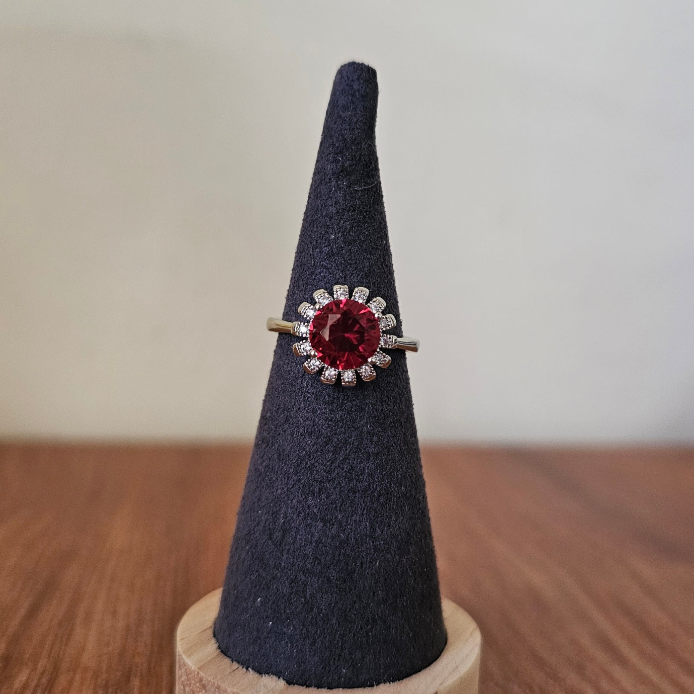 Gem Ring - Magenta on Silver