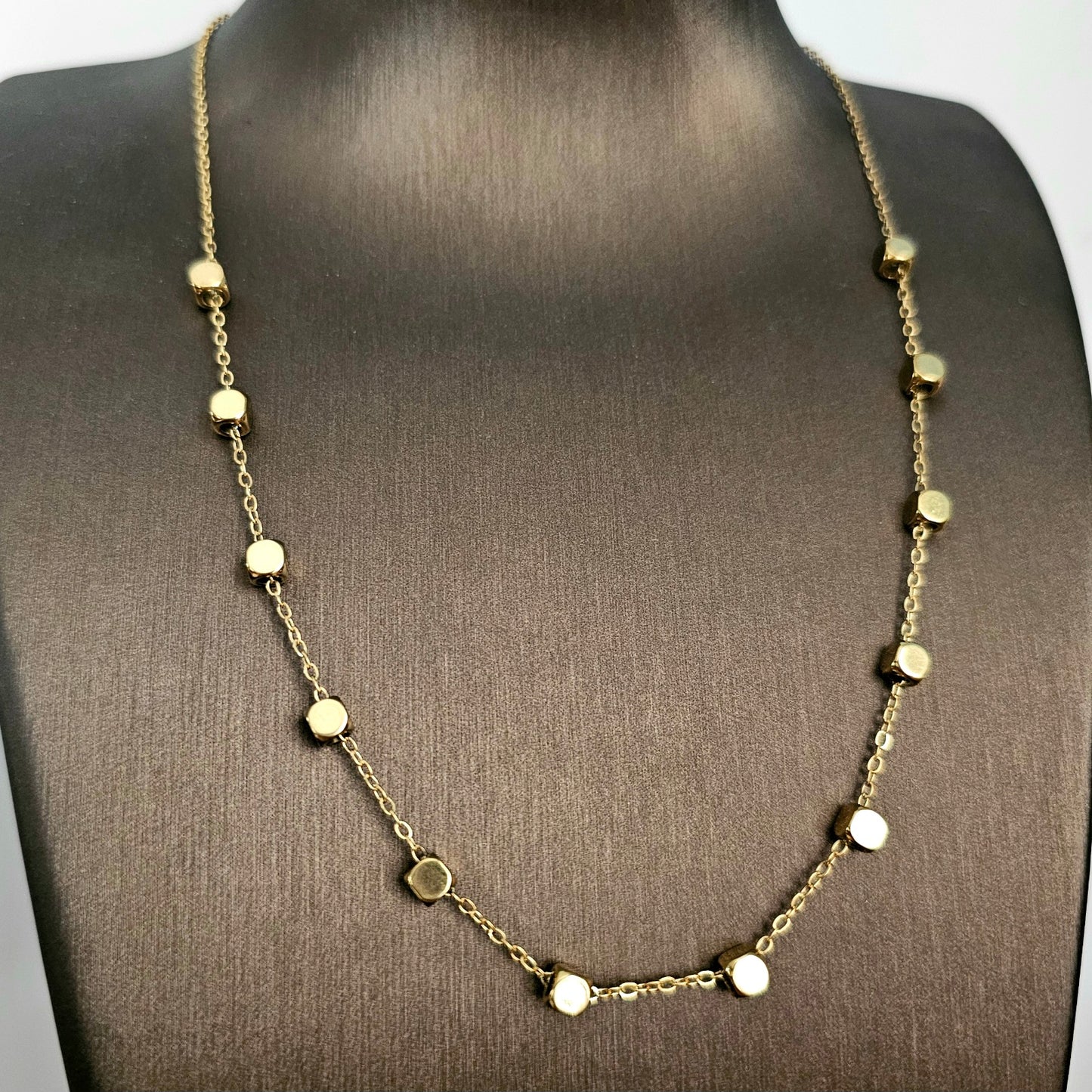Tiny Circles Necklace