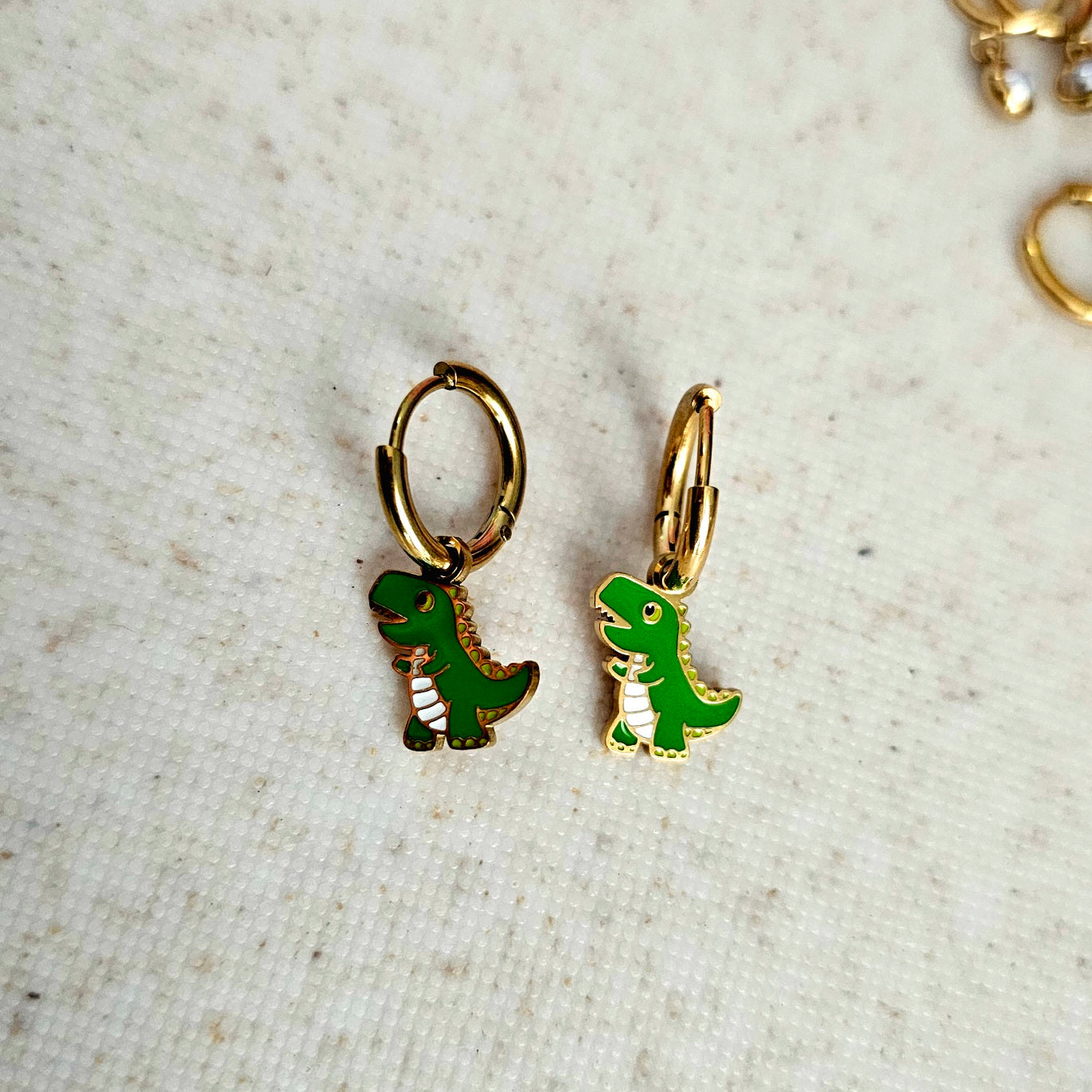 Dinosaur Huggy Hoops