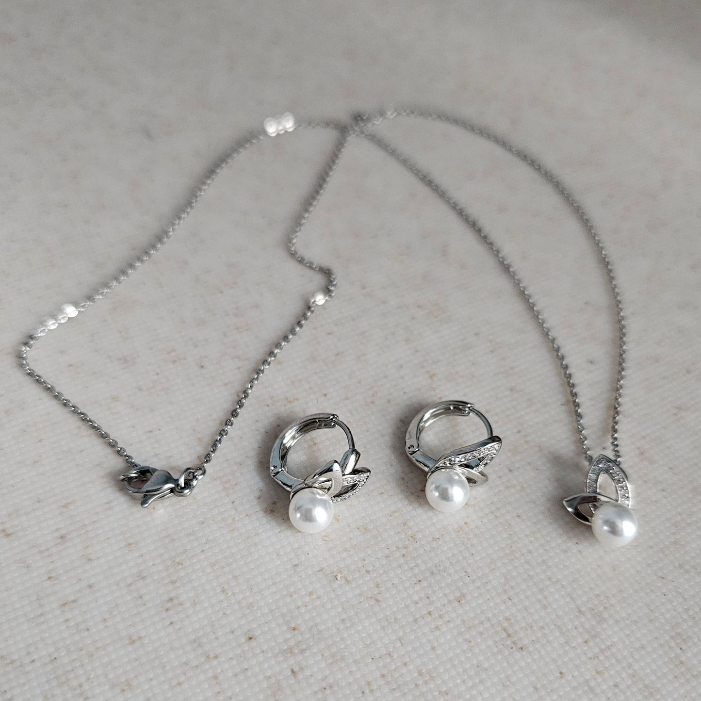 Pearl Set Silver