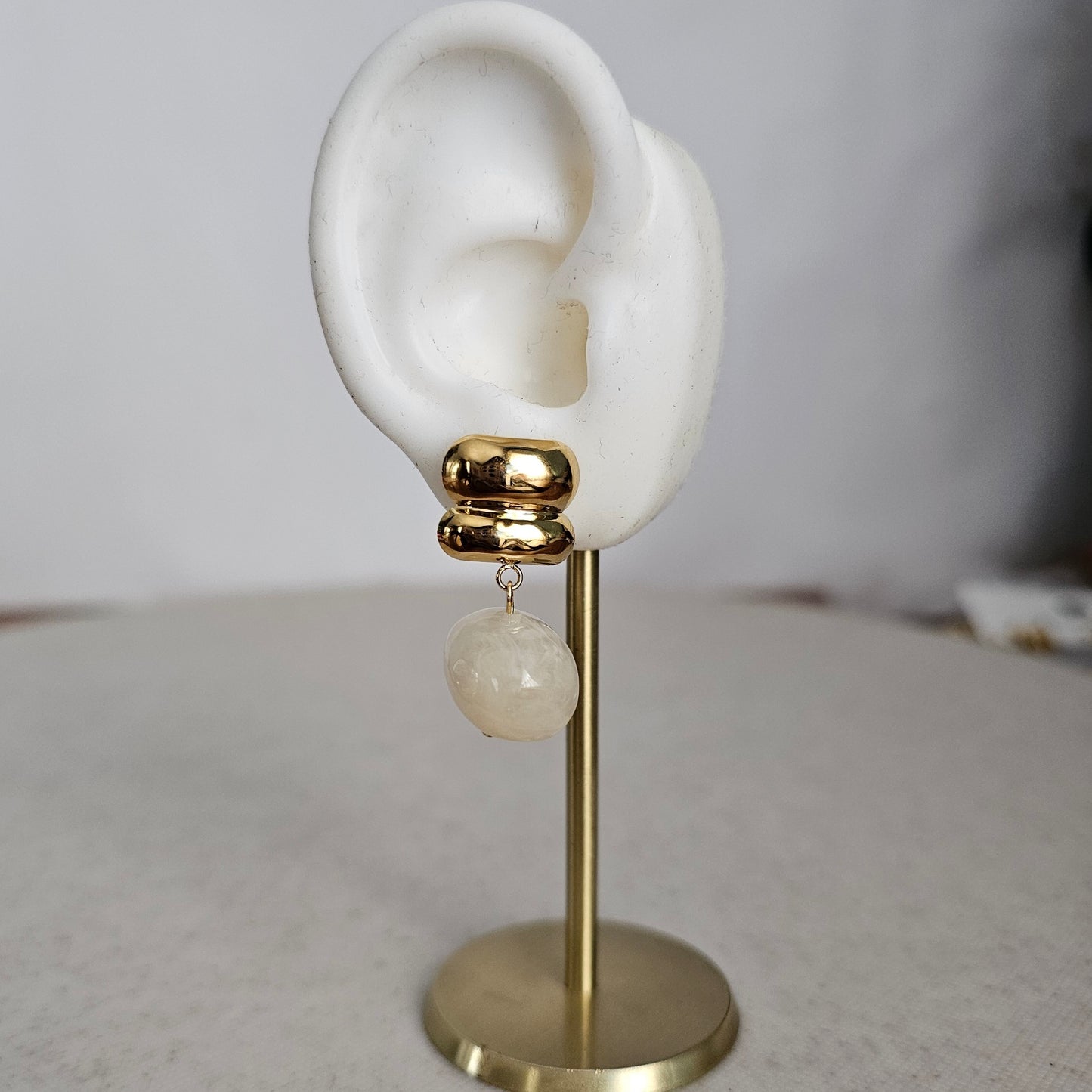 Inaya Earrings White