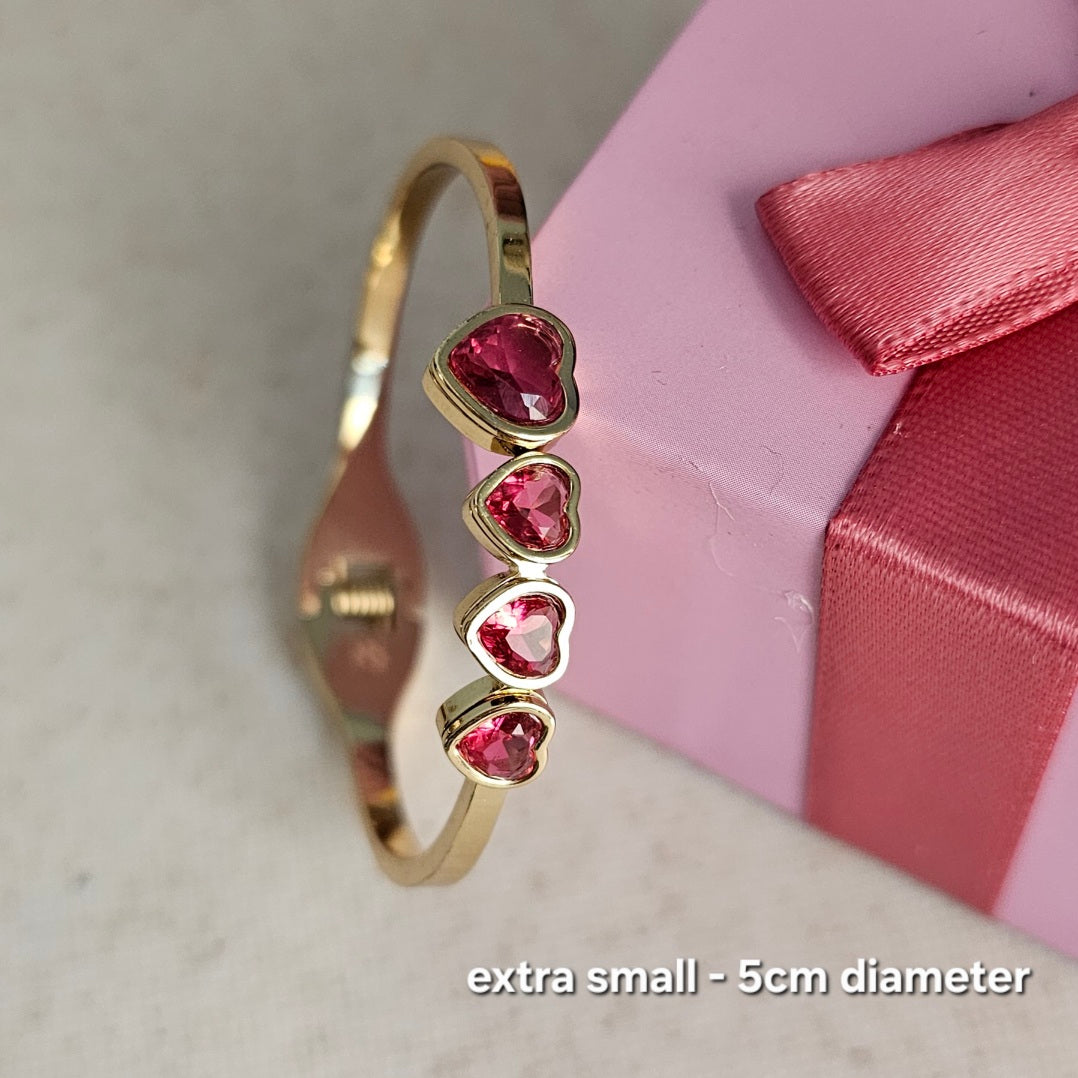 Hearty Bangle Magenta