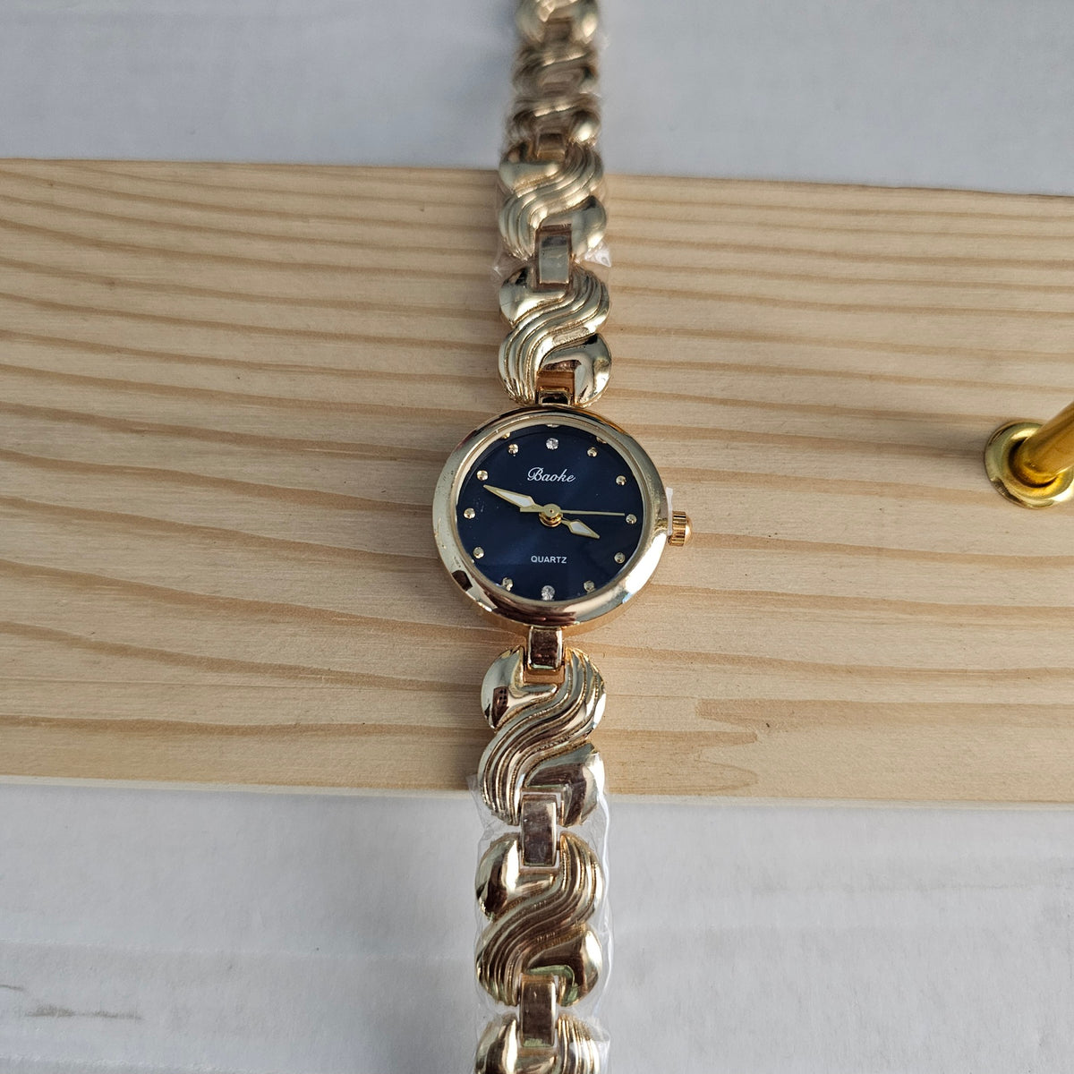 Round Face Blue Watch