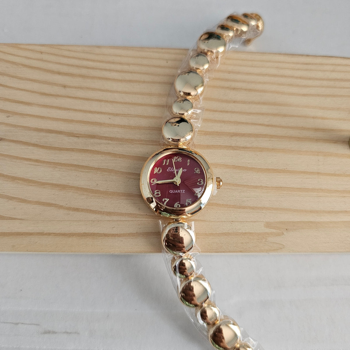 Round Face Red Watch