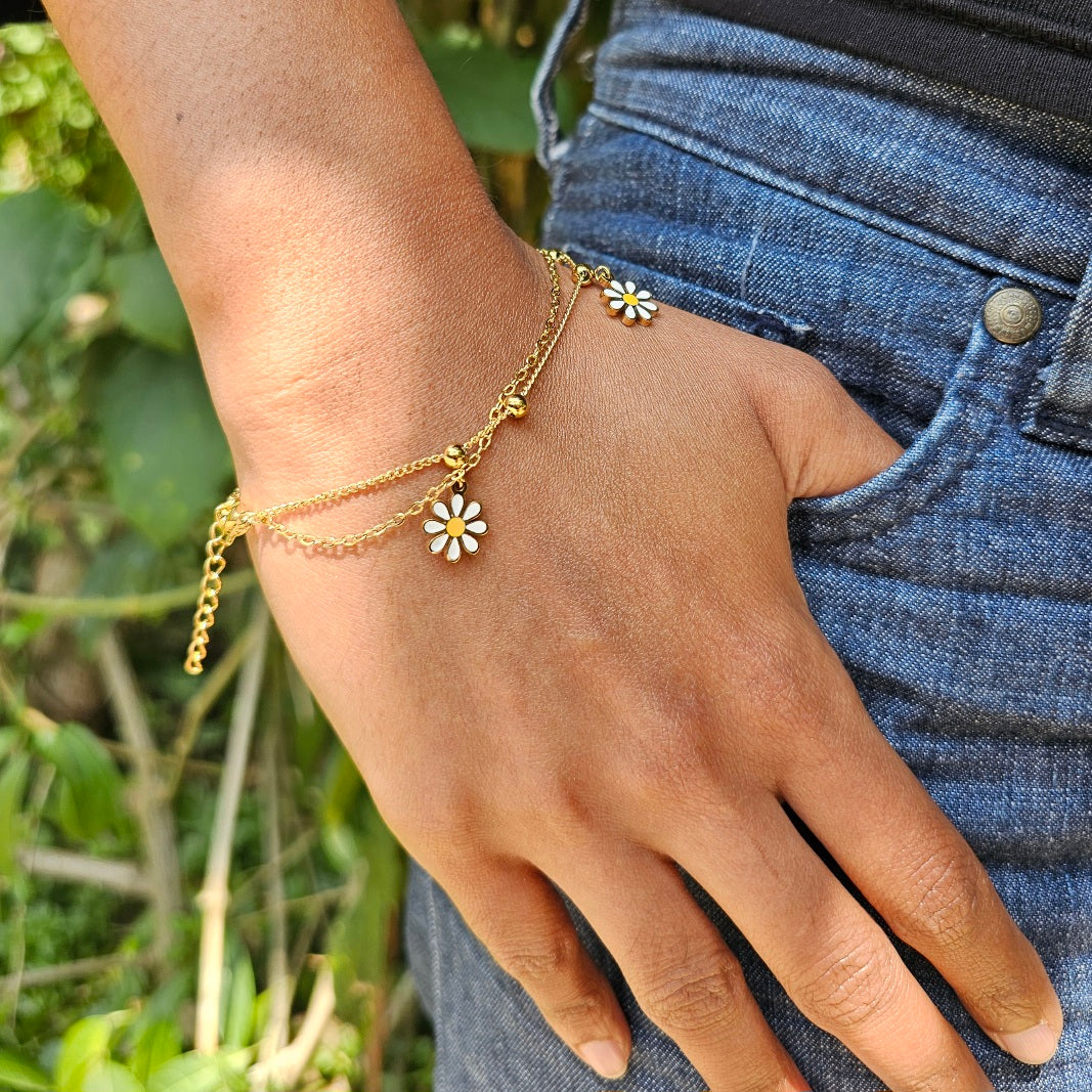 Daisy Layered Bracelet