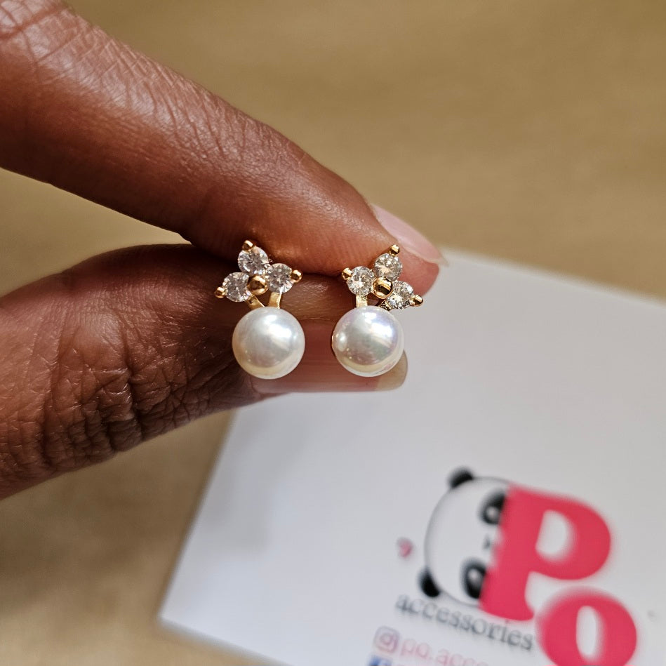 Pearl Sparkle Stud