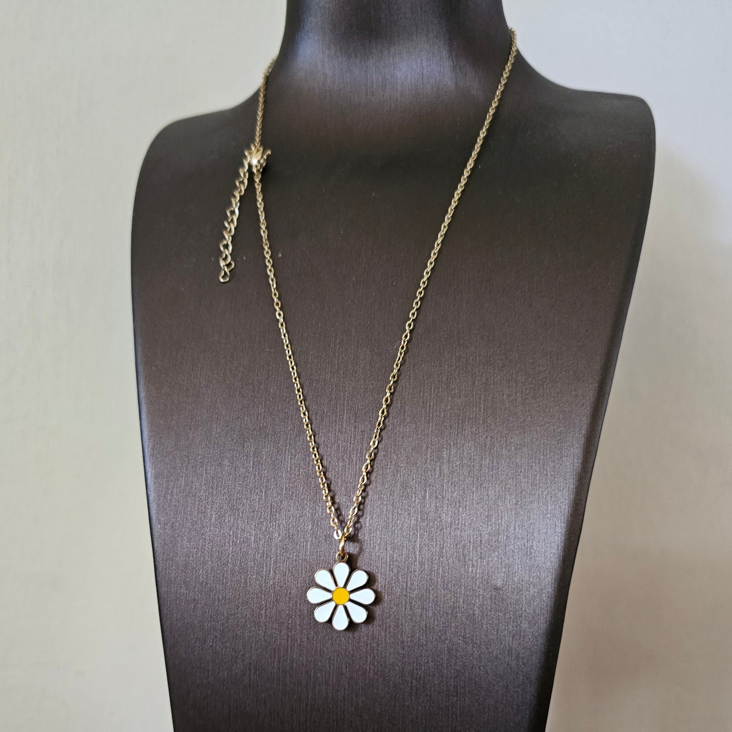 Daisy Necklace