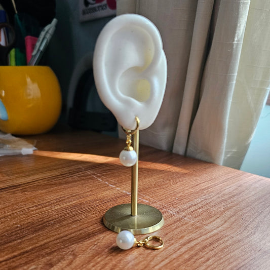 Pearl Dangle Huggy