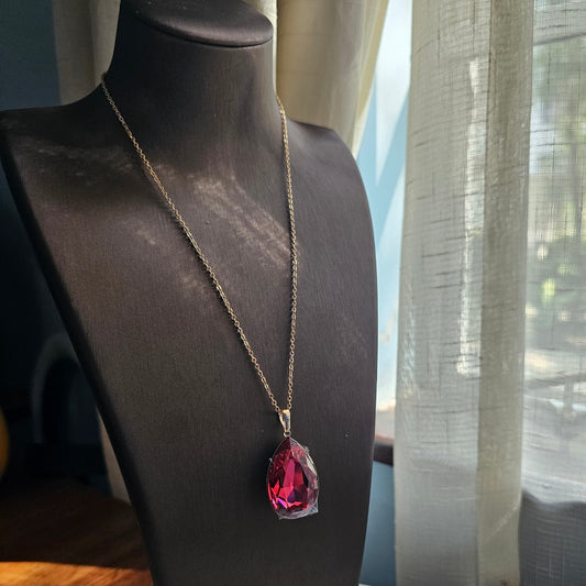 Chunky Rose Pendant Necklace