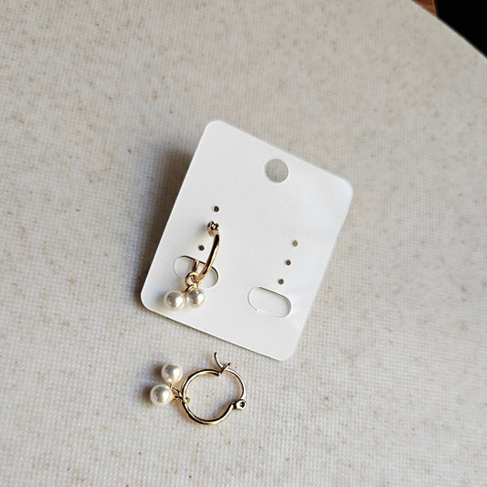 Pearl Dangle Huggy