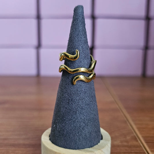 Waves Ring - Size 6