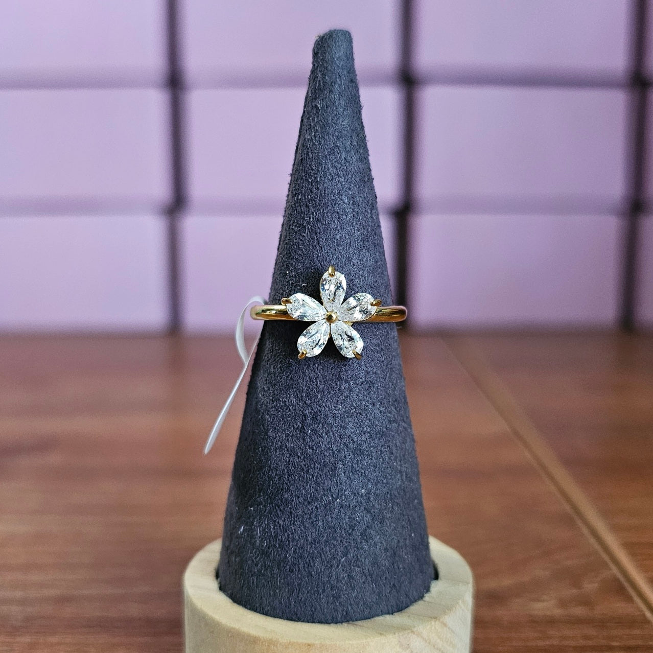 Fleur Ring - Size 7