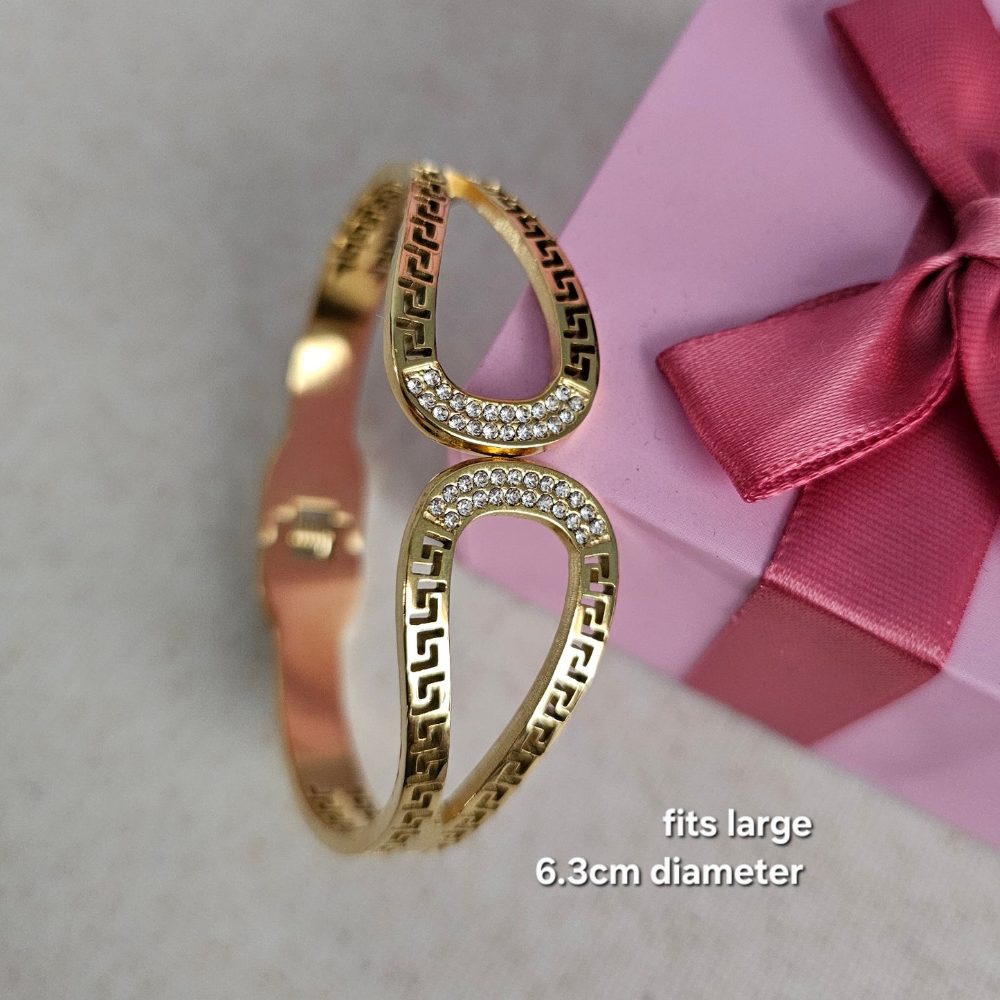 Twin Bangle