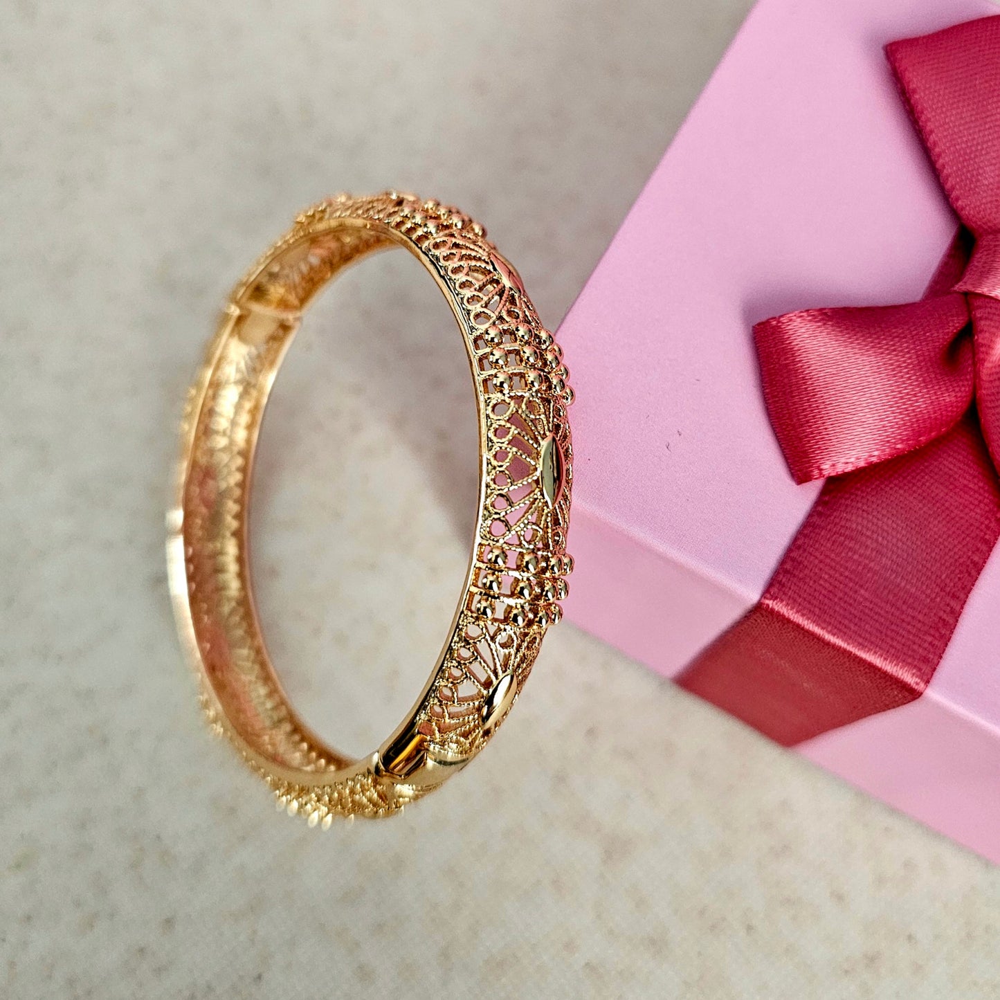 Bloom Bangle
