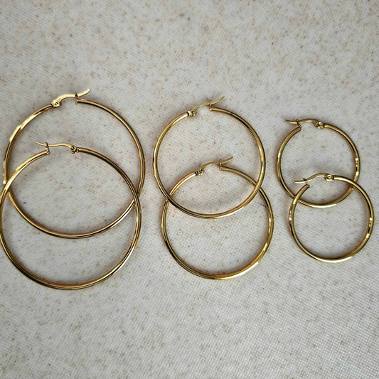 Plain Hoops with Clasp - Gold