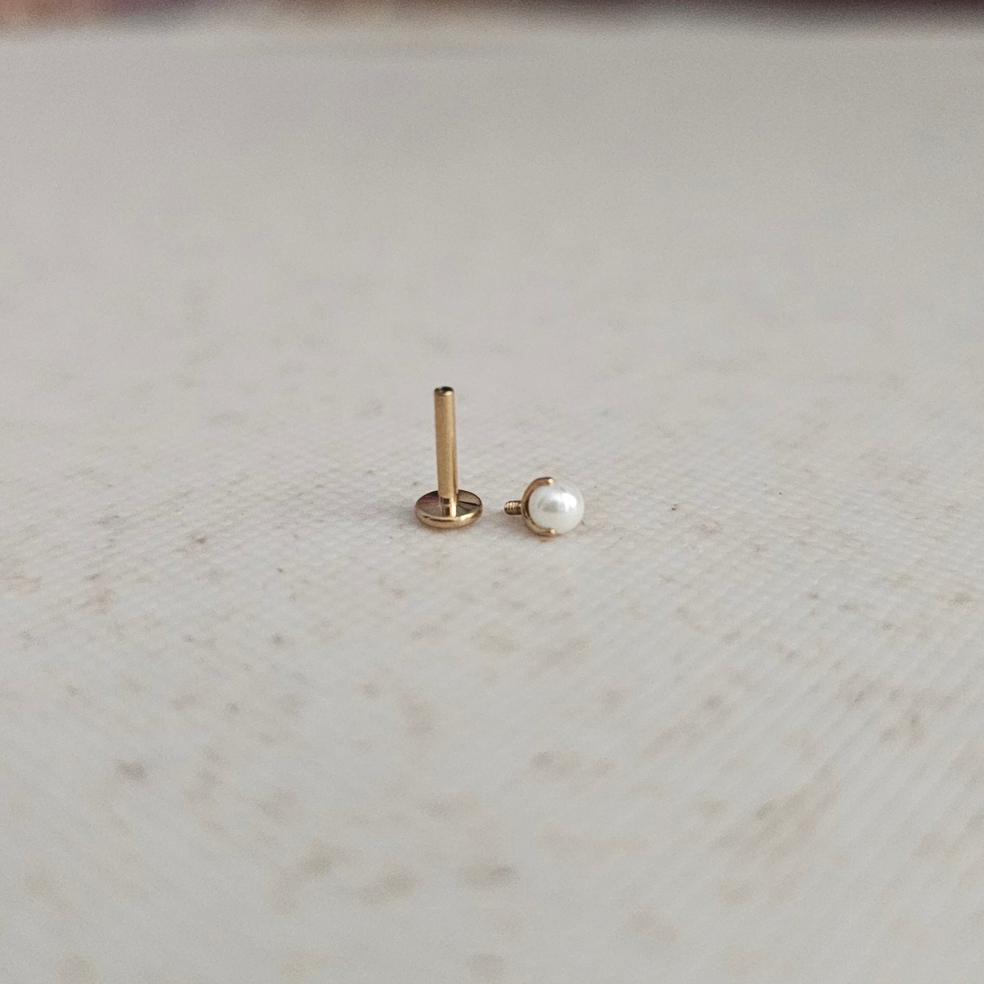 Little Pearl Flatback Stud (each)