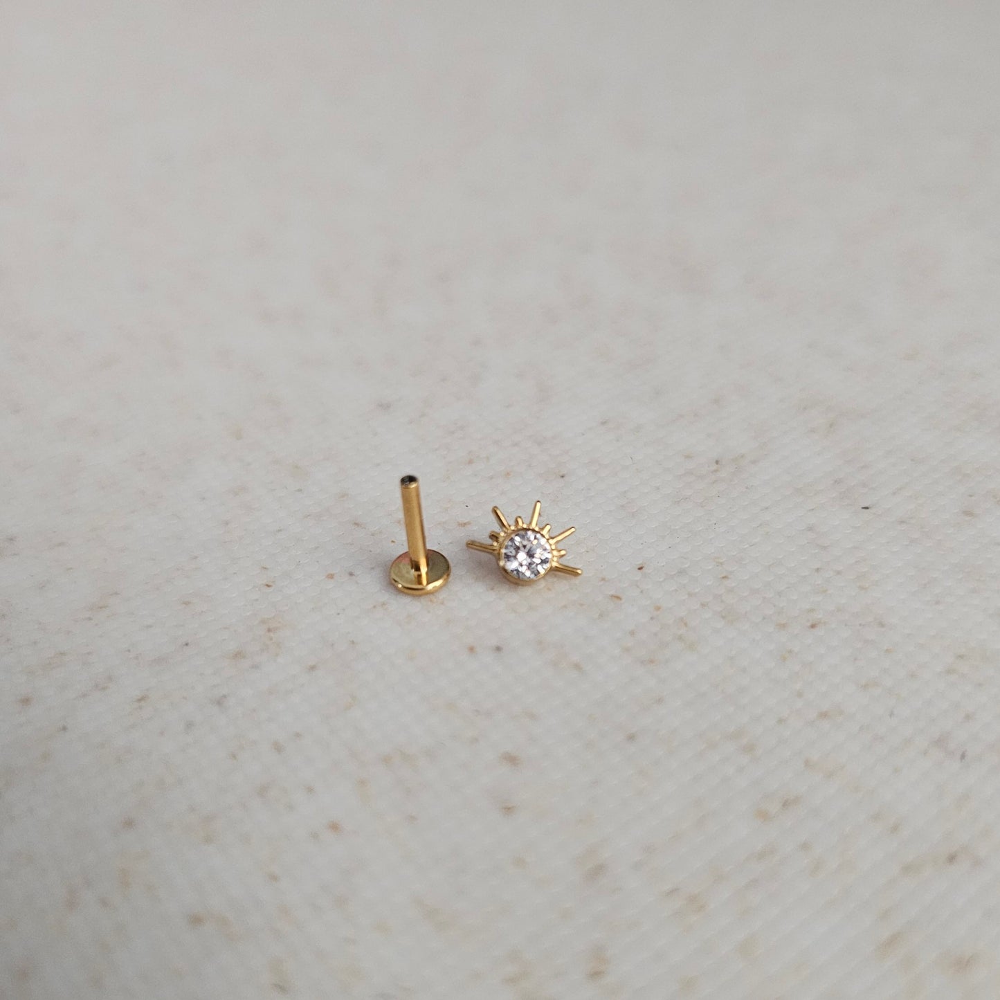 Splash Flatback Stud (each)