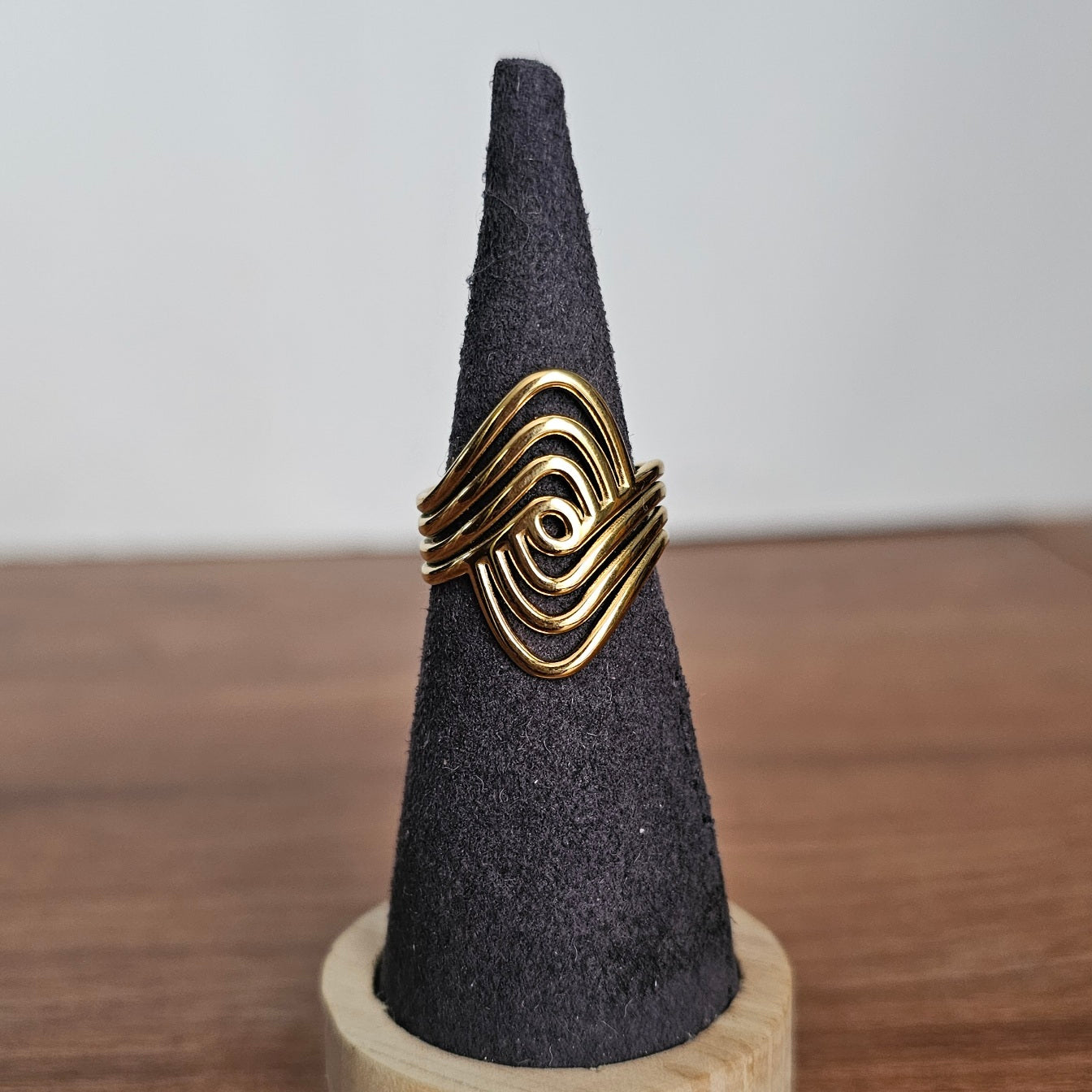 Dimensions Adjustable Ring