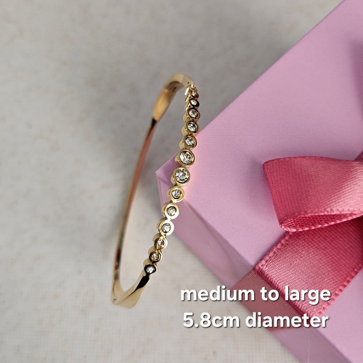 Streak Shimmer Bangle