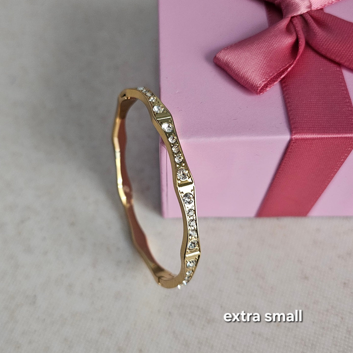 Shimmer Bangle 1.0
