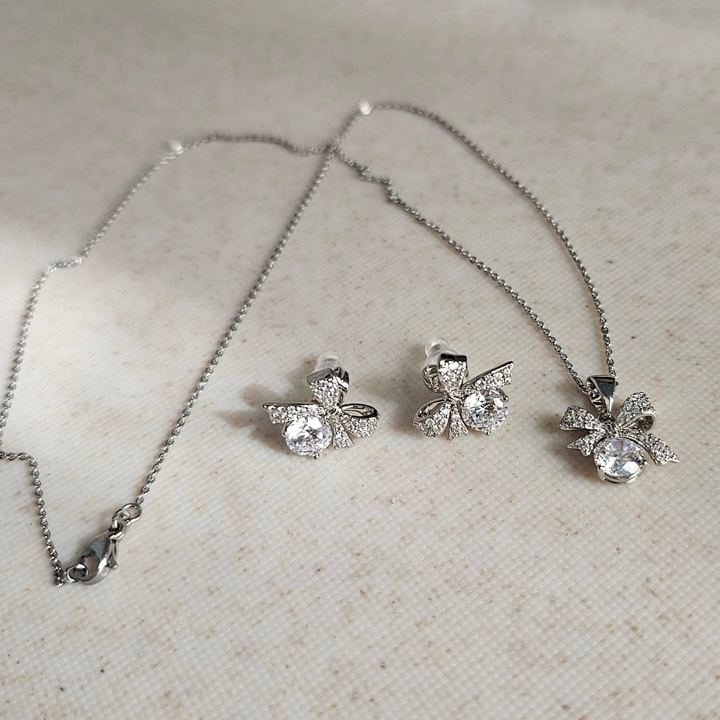 Silver Bow Set