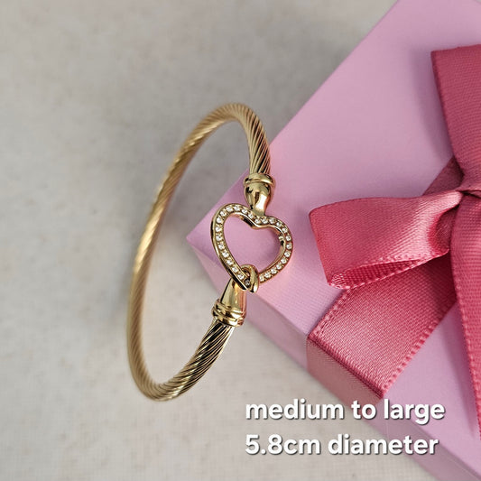 Love Hook Bangle