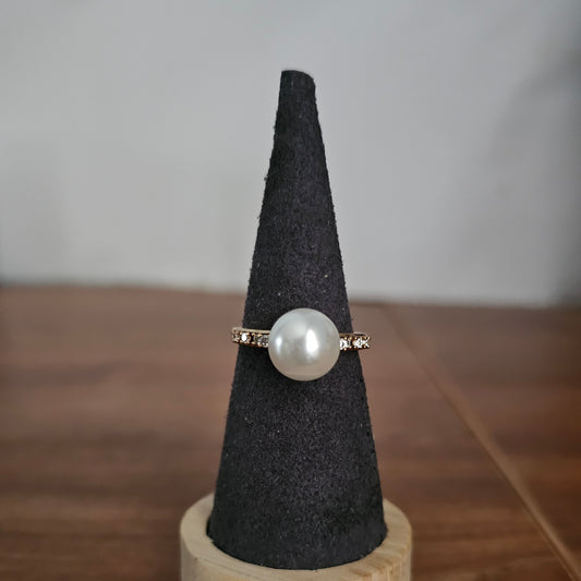 Pearl Ring