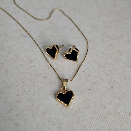 Queen of Hearts - Black