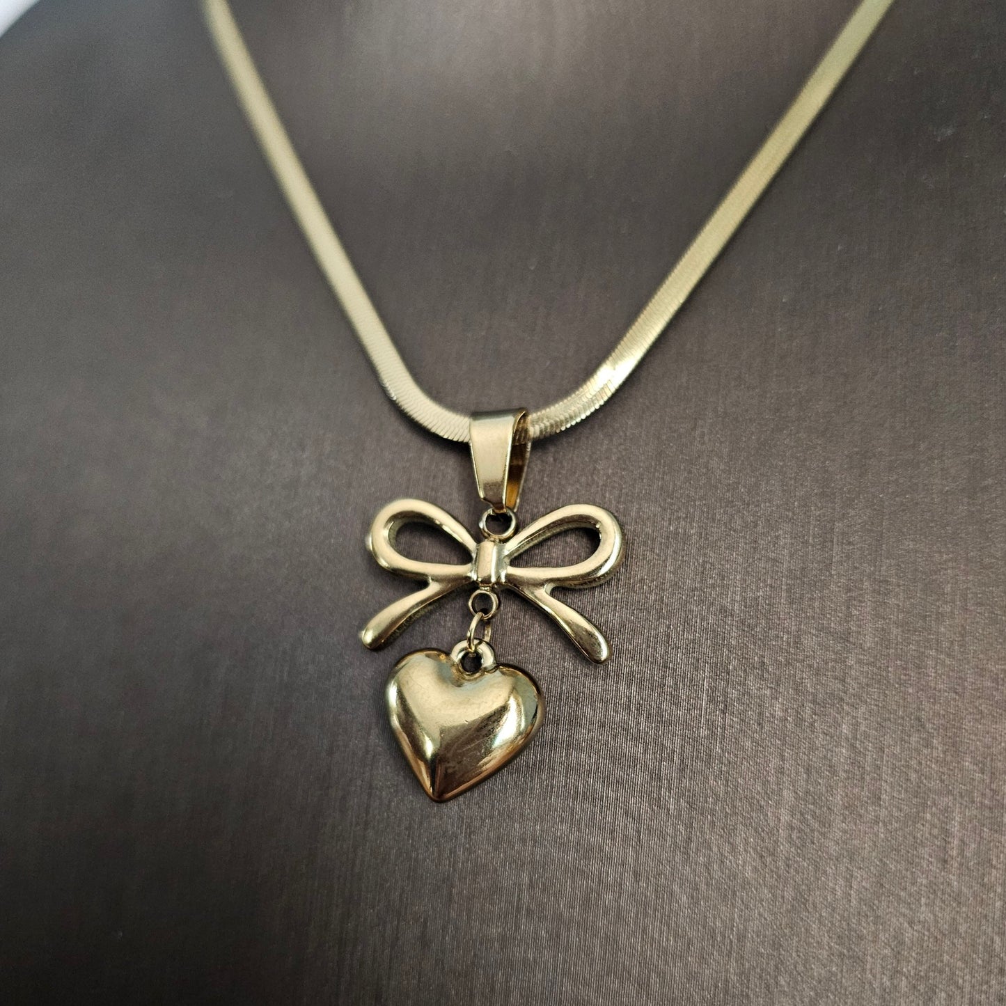 Love Bow Gold Necklace