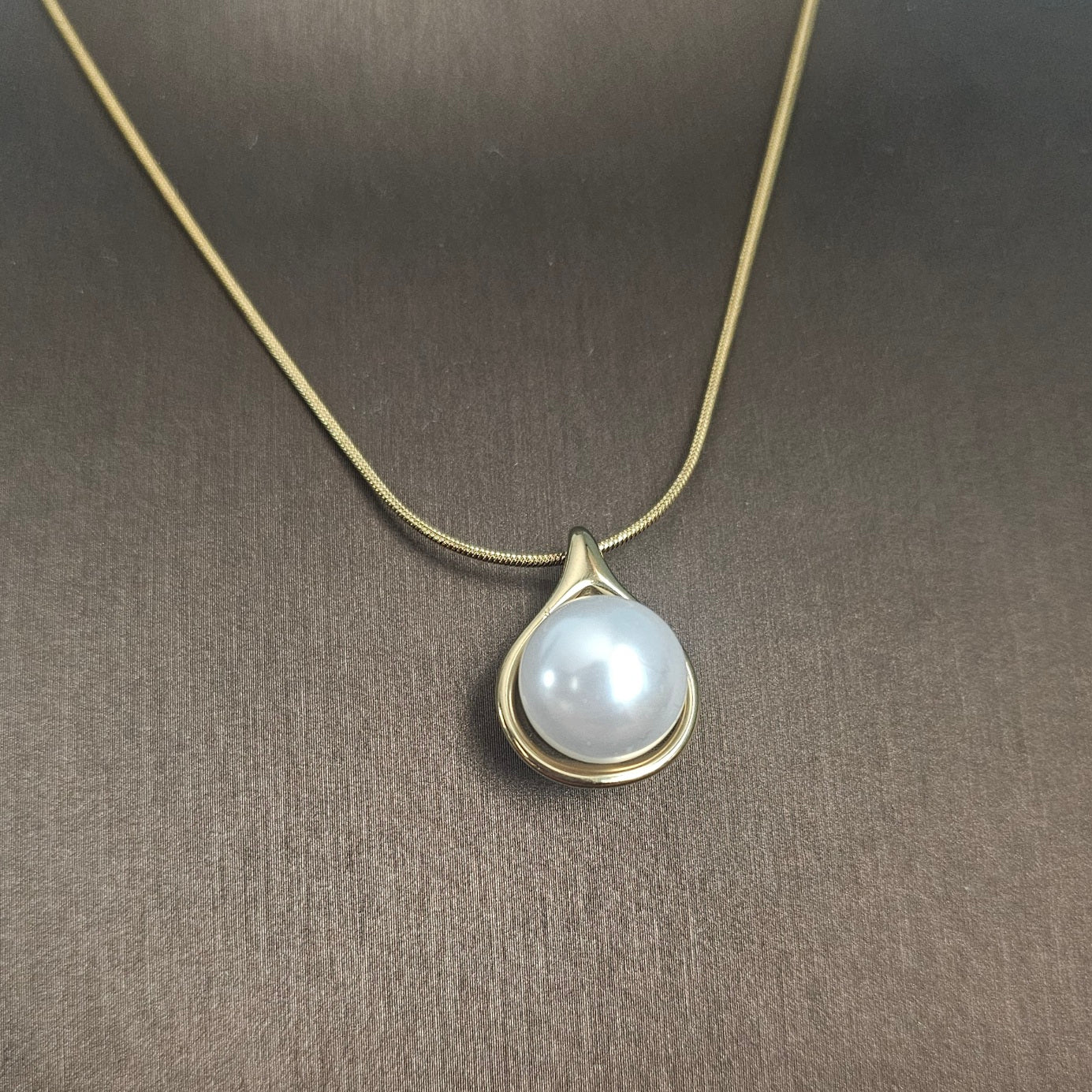 Pearl Classic Necklace