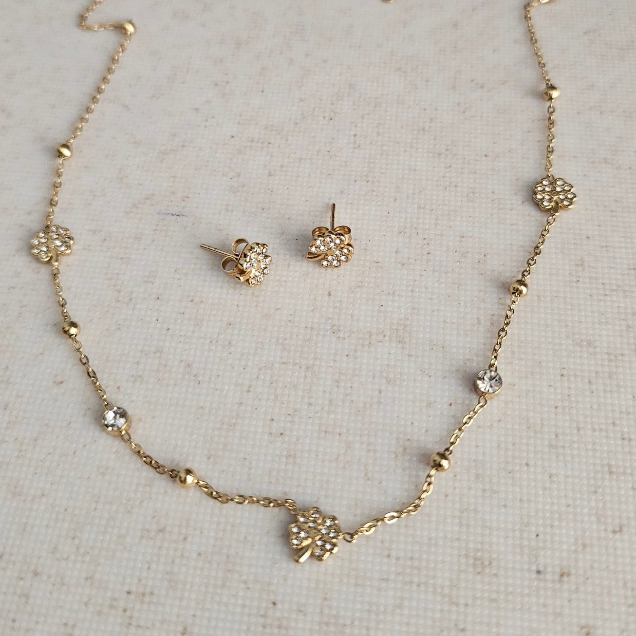 Clover Leaf Set