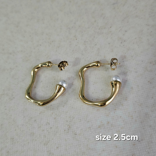 Pearl End Hoops