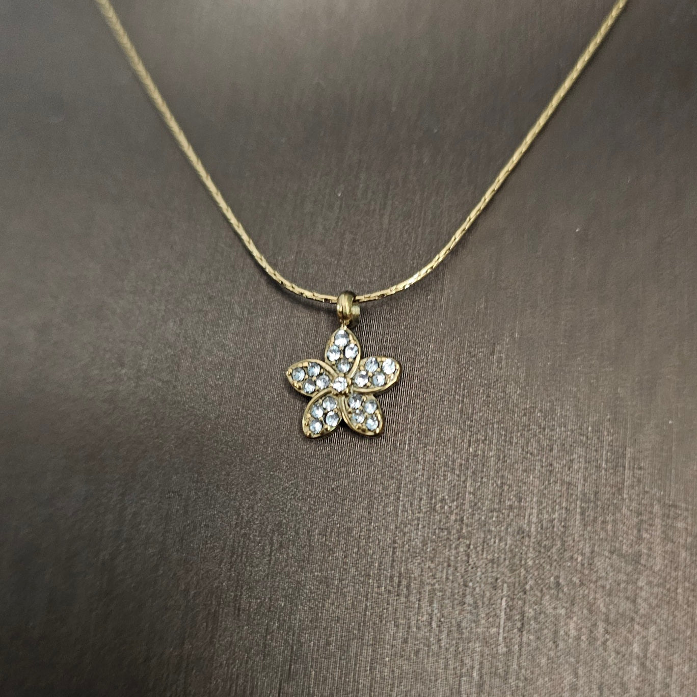 Little Flower Necklace